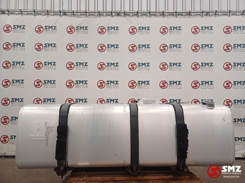 DAF Occ brandstoftank met steunen 750L DAF - Fuel tank for Truck: picture 1 DAF Occ brandstoftank met steunen 750L DAF - Fuel tank for Truck: picture 1