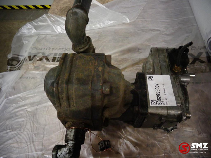 DAF Occ hydraulische pomp + PTO - Hydraulic pump for Truck: picture 1 DAF Occ hydraulische pomp + PTO - Hydraulic pump for Truck: picture 1
