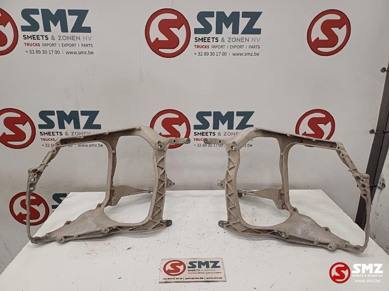 DAF Occ set koplamphouders L/R DAF - Headlight for Truck: picture 1 DAF Occ set koplamphouders L/R DAF - Headlight for Truck: picture 1