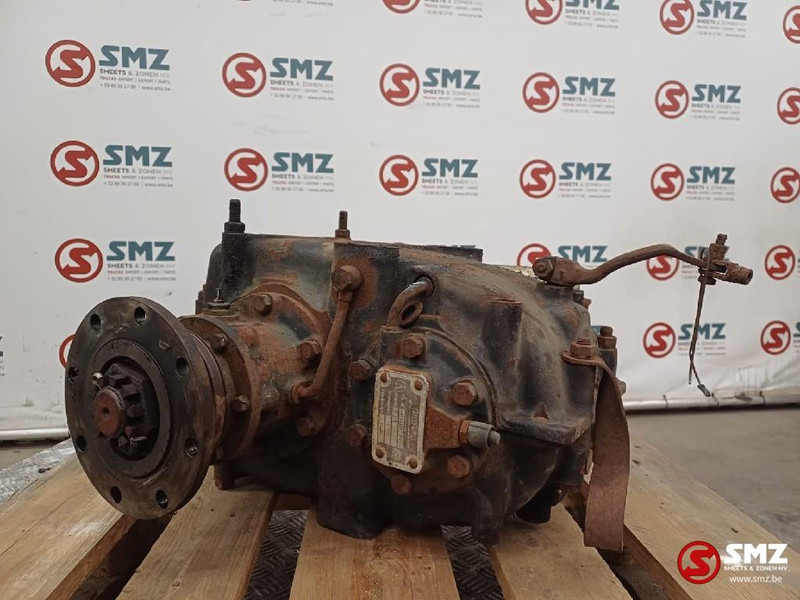 Deutz Occ tussenbak Deutz Magirus - Gearbox for Truck: picture 2 Deutz Occ tussenbak Deutz Magirus - Gearbox for Truck: picture 2