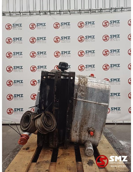 Diversen Occ hydraulische tank HT-200 Hydraultankar - Hydraulic tank for Truck: picture 2 Diversen Occ hydraulische tank HT-200 Hydraultankar - Hydraulic tank for Truck: picture 2