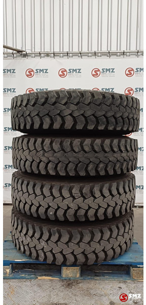 Diversen Occ vrachtwagenband 13R22.5 156/150K Sailun - Tire for Truck: picture 1 Diversen Occ vrachtwagenband 13R22.5 156/150K Sailun - Tire for Truck: picture 1