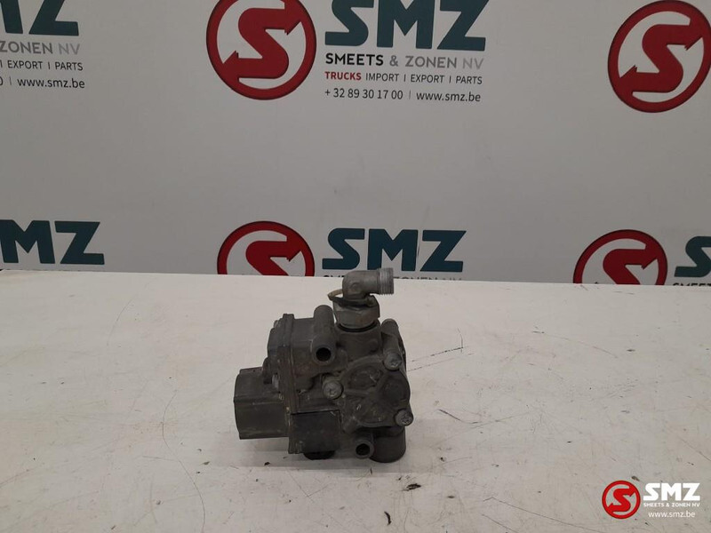 Iveco Occ ABS modulator Iveco Trakker Z013356R - ECU for Truck: picture 1 Iveco Occ ABS modulator Iveco Trakker Z013356R - ECU for Truck: picture 1