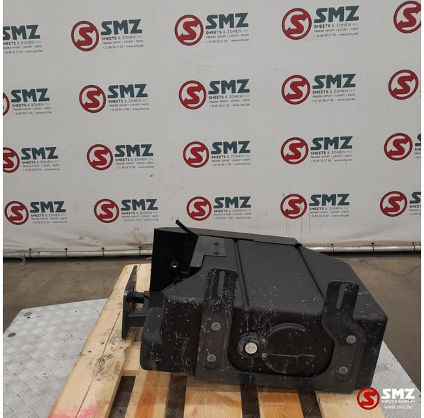 Iveco Occ AdBluetank Euro 6 30L Iveco - Fuel processing/ Fuel delivery for Truck: picture 4 Iveco Occ AdBluetank Euro 6 30L Iveco - Fuel processing/ Fuel delivery for Truck: picture 4