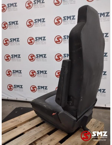 Iveco Occ bijrijdersstoel Iveco - Cab and interior for Truck: picture 3 Iveco Occ bijrijdersstoel Iveco - Cab and interior for Truck: picture 3