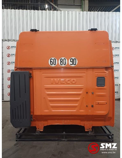 Iveco Occ cabine compleet Hi Way Stralis Iveco - Cab and interior for Truck: picture 5 Iveco Occ cabine compleet Hi Way Stralis Iveco - Cab and interior for Truck: picture 5
