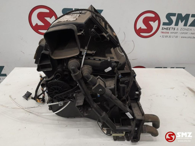 Iveco Occ kachelhuis Iveco - Heating/ Ventilation for Truck: picture 4 Iveco Occ kachelhuis Iveco - Heating/ Ventilation for Truck: picture 4