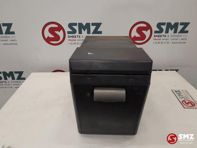 Iveco Occ koelkast Iveco - Cab and interior for Truck: picture 1 Iveco Occ koelkast Iveco - Cab and interior for Truck: picture 1