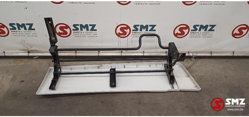 Iveco Occ set cabinespoilers Iveco - Aerodynamics/ Spoiler for Truck: picture 5 Iveco Occ set cabinespoilers Iveco - Aerodynamics/ Spoiler for Truck: picture 5