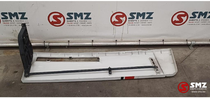 Iveco Occ set cabinespoilers Iveco - Aerodynamics/ Spoiler for Truck: picture 4 Iveco Occ set cabinespoilers Iveco - Aerodynamics/ Spoiler for Truck: picture 4