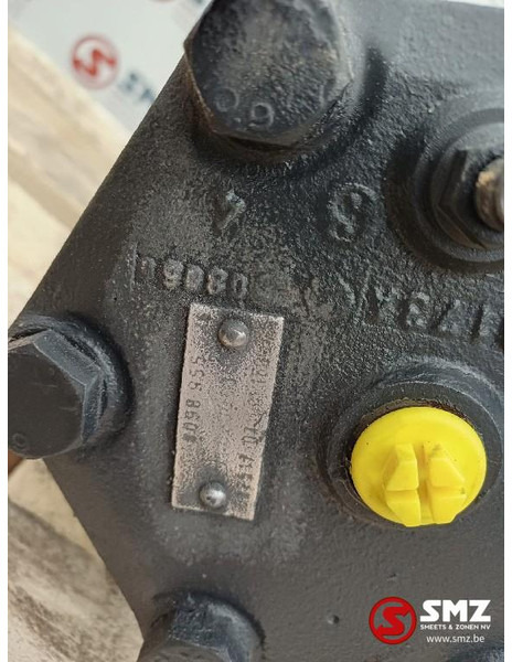 MAN Gereviseerd stuurhuis man tga,tgs,tgx - Steering gear for Truck: picture 5 MAN Gereviseerd stuurhuis man tga,tgs,tgx - Steering gear for Truck: picture 5