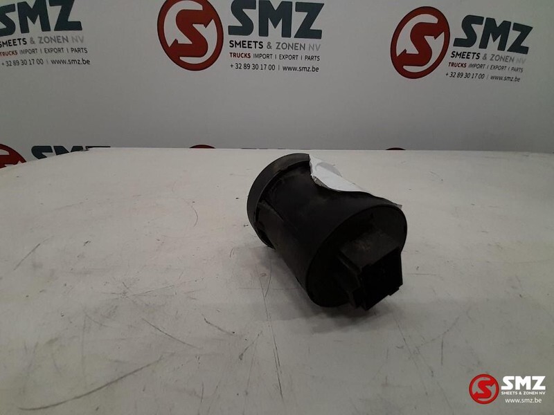 MAN Occ koplampschakelaar MAN TGX 81255056877 - Cab and interior for Truck: picture 3 MAN Occ koplampschakelaar MAN TGX 81255056877 - Cab and interior for Truck: picture 3