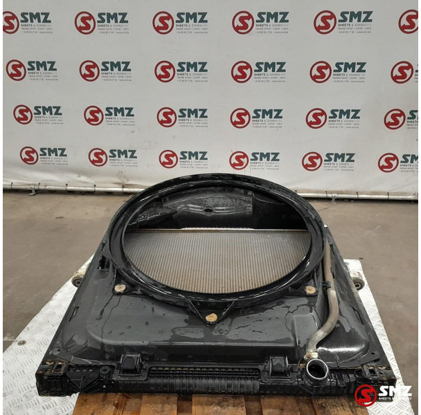 MAN Occ radiator + expansievat MAN - Radiator for Truck: picture 1 MAN Occ radiator + expansievat MAN - Radiator for Truck: picture 1