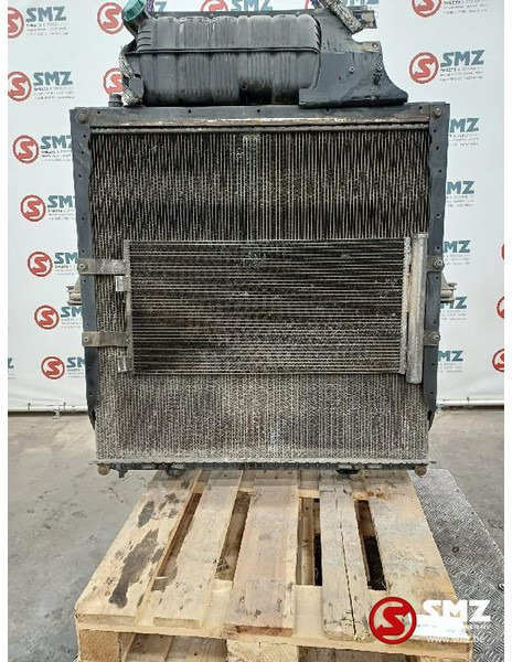 MAN Occ radiator + expansievat MAN - Radiator for Truck: picture 1 MAN Occ radiator + expansievat MAN - Radiator for Truck: picture 1