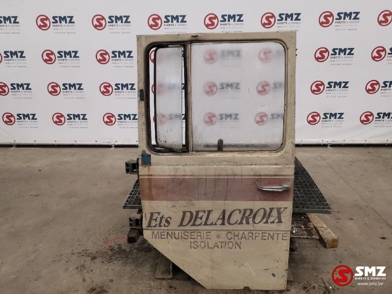 Magirus Occ Deur links Iveco Magirus '71-'83 - Door and parts for Truck: picture 1 Magirus Occ Deur links Iveco Magirus '71-'83 - Door and parts for Truck: picture 1