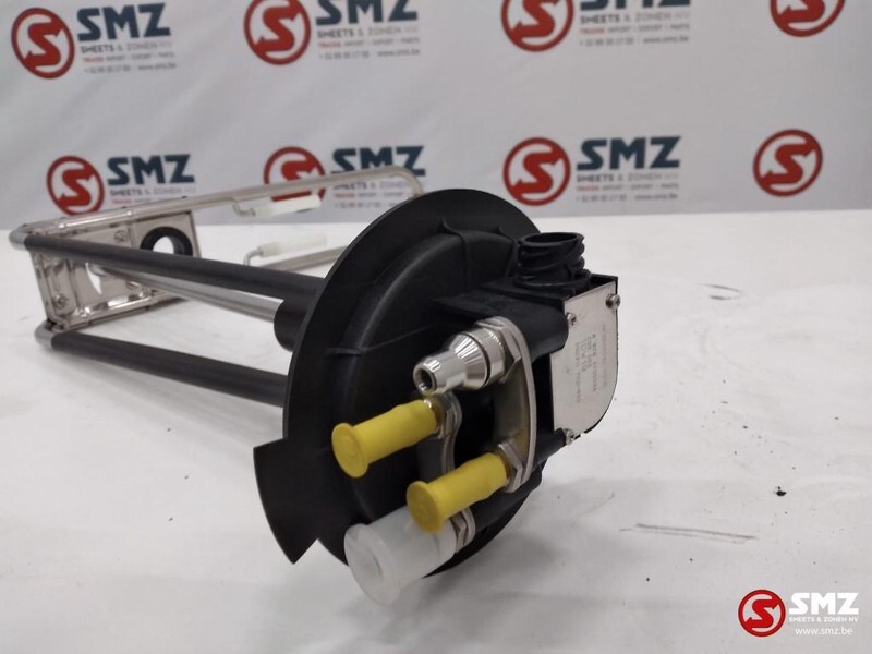 Mercedes-Benz Occ AdBlue tankvlotter Actros MP4/MP5 - AdBlue tank for Truck: picture 3 Mercedes-Benz Occ AdBlue tankvlotter Actros MP4/MP5 - AdBlue tank for Truck: picture 3