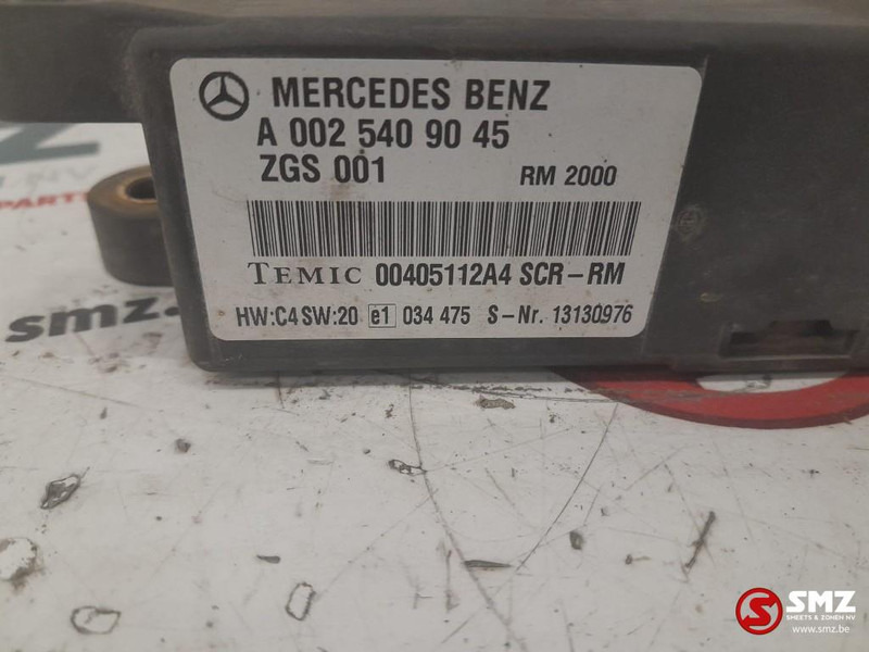 Mercedes-Benz Occ ECU AdBlue regeleenheid Mercedes - ECU for Truck: picture 4 Mercedes-Benz Occ ECU AdBlue regeleenheid Mercedes - ECU for Truck: picture 4