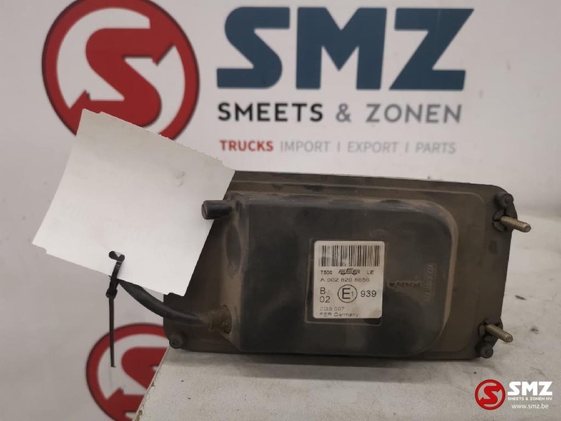 Mercedes-Benz Occ Mistlicht links Actros MP1 - Fog light for Truck: picture 2 Mercedes-Benz Occ Mistlicht links Actros MP1 - Fog light for Truck: picture 2