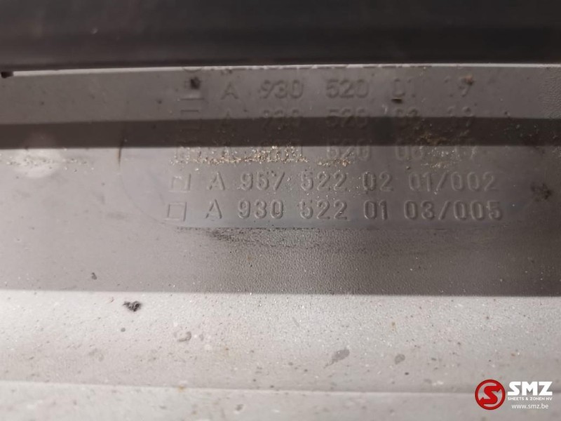 Mercedes-Benz Occ Spatbord met steun Actros MP2/MP3 - Fender for Truck: picture 4 Mercedes-Benz Occ Spatbord met steun Actros MP2/MP3 - Fender for Truck: picture 4