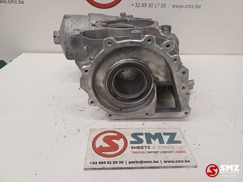 Mercedes-Benz Occ oliefilterhuis Mercedes - Oil filter for Truck: picture 2 Mercedes-Benz Occ oliefilterhuis Mercedes - Oil filter for Truck: picture 2