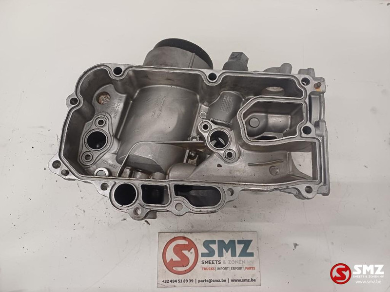 Mercedes-Benz Occ oliefilterhuis Mercedes - Oil filter for Truck: picture 2 Mercedes-Benz Occ oliefilterhuis Mercedes - Oil filter for Truck: picture 2