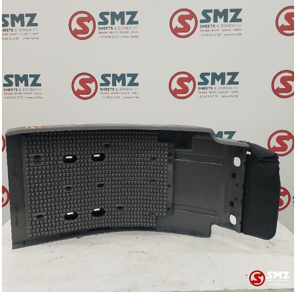 Mercedes-Benz Spatbord rechts mercedes Actros mp2/3 - Body and exterior for Truck: picture 3 Mercedes-Benz Spatbord rechts mercedes Actros mp2/3 - Body and exterior for Truck: picture 3