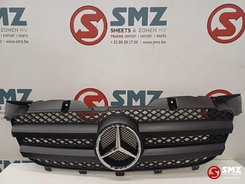 Mercedes-Benz radiator grille Mercedes - Grill for Truck: picture 1 Mercedes-Benz radiator grille Mercedes - Grill for Truck: picture 1