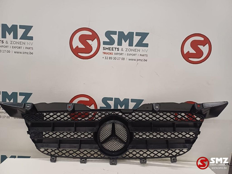 Mercedes-Benz radiator grille Mercedes - Grill for Truck: picture 2 Mercedes-Benz radiator grille Mercedes - Grill for Truck: picture 2
