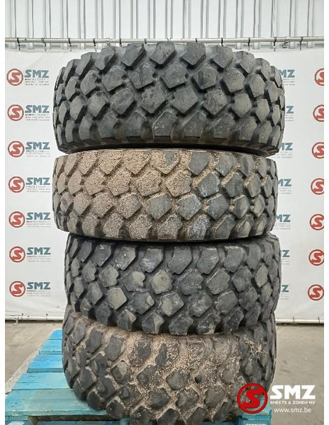 Michelin Occ vrachtwagenband 395/85R20 158G Michelin - Tire for Truck: picture 1 Michelin Occ vrachtwagenband 395/85R20 158G Michelin - Tire for Truck: picture 1
