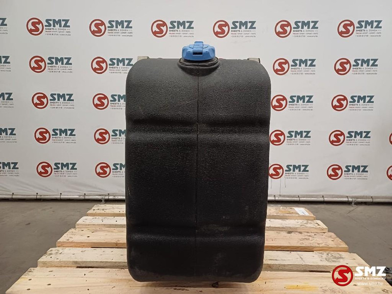 Renault Occ AdBluetank + AdBluepomp Renault - Fuel processing/ Fuel delivery for Truck: picture 1 Renault Occ AdBluetank + AdBluepomp Renault - Fuel processing/ Fuel delivery for Truck: picture 1