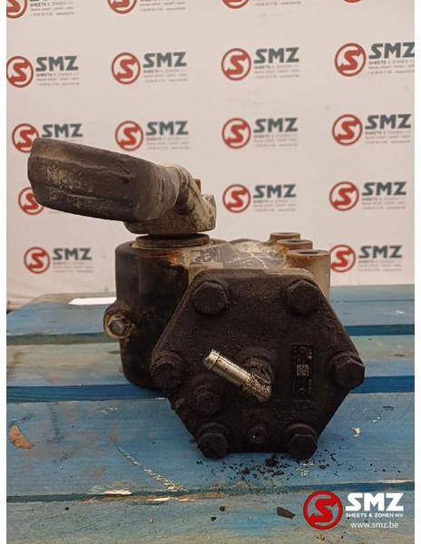 Renault Occ Stuurhuis Renault - Steering gear for Truck: picture 4 Renault Occ Stuurhuis Renault - Steering gear for Truck: picture 4
