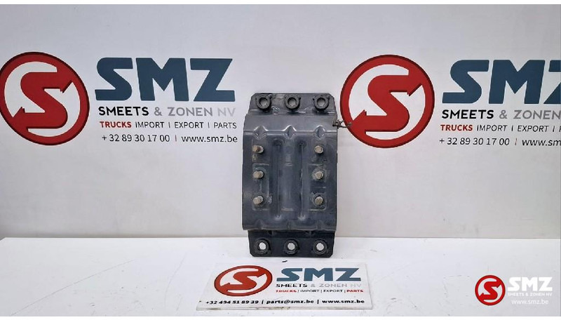 Renault Occ achterspatbordbeugel Renault - Body and exterior for Truck: picture 1 Renault Occ achterspatbordbeugel Renault - Body and exterior for Truck: picture 1