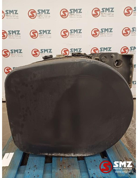 Renault Occ brandstoftank + brandstofniveausensor 315L Ren - Fuel tank for Truck: picture 3 Renault Occ brandstoftank + brandstofniveausensor 315L Ren - Fuel tank for Truck: picture 3
