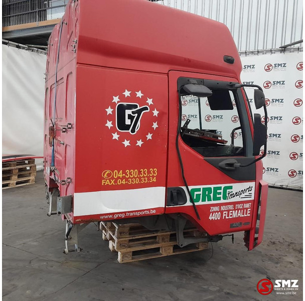 Renault Occ cabine Renault - Cab and interior for Truck: picture 3 Renault Occ cabine Renault - Cab and interior for Truck: picture 3