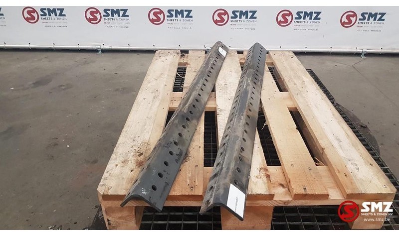 Renault Occ hoekprofielen voor montage koppelschotel - Fifth wheel coupling for Truck: picture 1 Renault Occ hoekprofielen voor montage koppelschotel - Fifth wheel coupling for Truck: picture 1