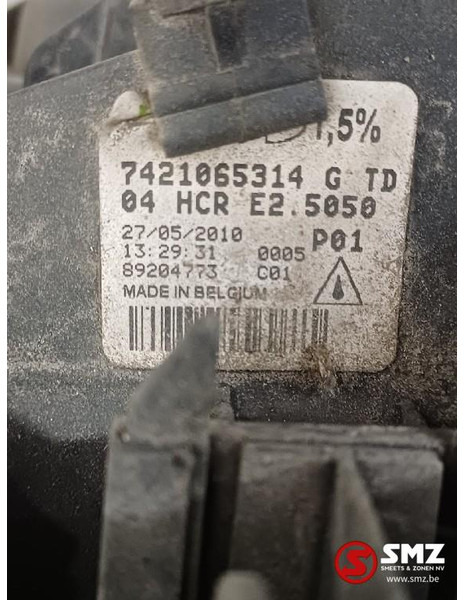 Renault Occ koplamp links Renault - Headlight for Truck: picture 3 Renault Occ koplamp links Renault - Headlight for Truck: picture 3