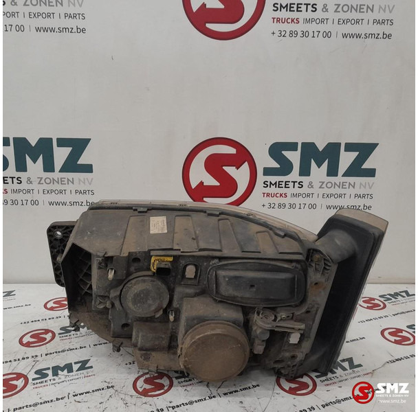 Renault Occ koplamp rechts RHD Renault - Headlight for Truck: picture 2 Renault Occ koplamp rechts RHD Renault - Headlight for Truck: picture 2