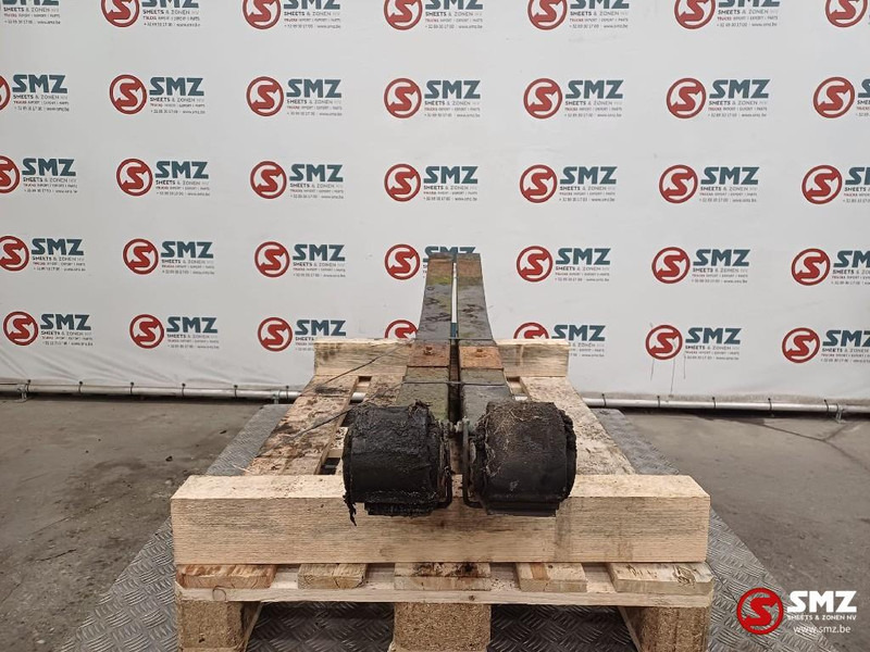 Renault Occ set bladveren achteras Renault - Steel suspension for Truck: picture 3 Renault Occ set bladveren achteras Renault - Steel suspension for Truck: picture 3