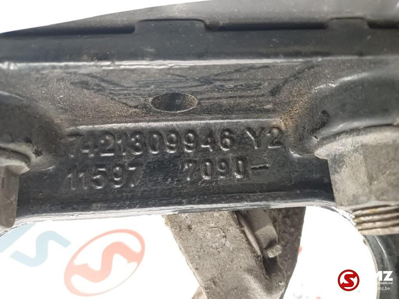 Renault Occ set side skirt steunen Renault - Frame/ Chassis for Truck: picture 5 Renault Occ set side skirt steunen Renault - Frame/ Chassis for Truck: picture 5