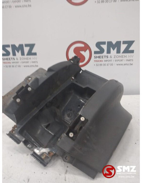 Scania Occ hoofdlampsteun rechts Scania 144 1543635 13246 - Lights/ Lighting for Truck: picture 2 Scania Occ hoofdlampsteun rechts Scania 144 1543635 13246 - Lights/ Lighting for Truck: picture 2