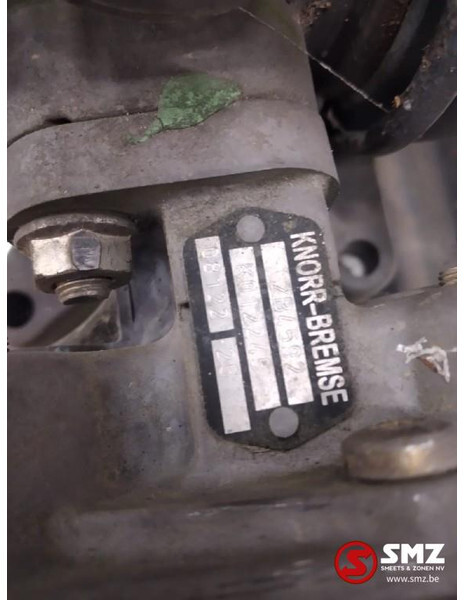 Iveco Occ vierwegventiel + luchtdroger Iveco Trakker 425 - Spare parts for Truck: picture 3 Iveco Occ vierwegventiel + luchtdroger Iveco Trakker 425 - Spare parts for Truck: picture 3