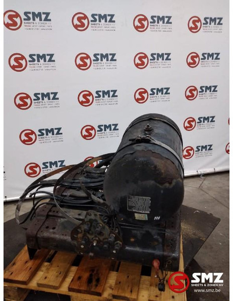 MAN Occ set luchtketels MAN TGX 40L 12,5 Bar 815140102 - Spare parts for Truck: picture 2 MAN Occ set luchtketels MAN TGX 40L 12,5 Bar 815140102 - Spare parts for Truck: picture 2