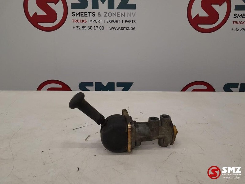 Wabco Occ handremklep Wabco 9617221510 - Spare parts for Truck: picture 1 Wabco Occ handremklep Wabco 9617221510 - Spare parts for Truck: picture 1