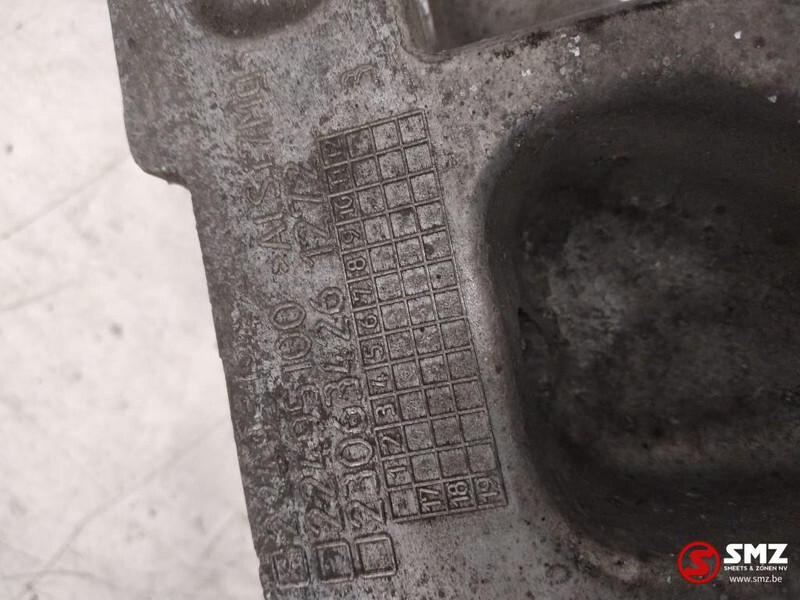 Volvo Occ set uitlaatdempersteunen Volvo FH 22495196 224 - Muffler/ Exhaust system for Truck: picture 4 Volvo Occ set uitlaatdempersteunen Volvo FH 22495196 224 - Muffler/ Exhaust system for Truck: picture 4