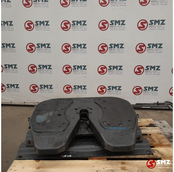 Jost Occ koppelschotel JSK37C + montageplaat JOST - Fifth wheel coupling for Truck: picture 1 Jost Occ koppelschotel JSK37C + montageplaat JOST - Fifth wheel coupling for Truck: picture 1