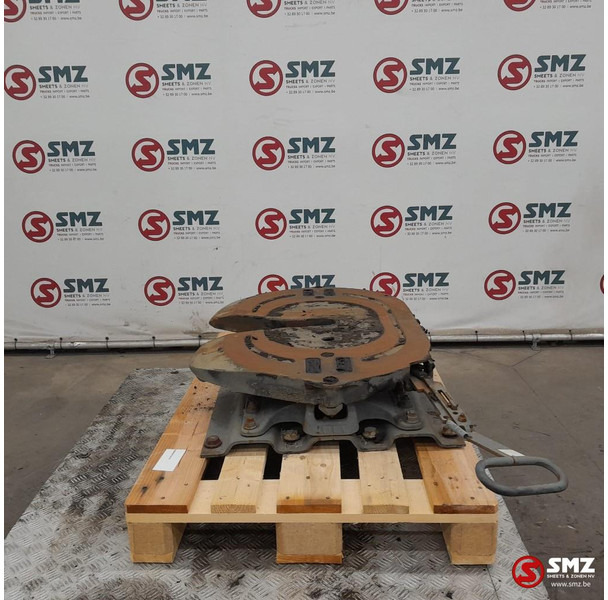 Jost Occ koppelschotel JSK40 + montageplaat Jost - Fifth wheel coupling for Truck: picture 2 Jost Occ koppelschotel JSK40 + montageplaat Jost - Fifth wheel coupling for Truck: picture 2