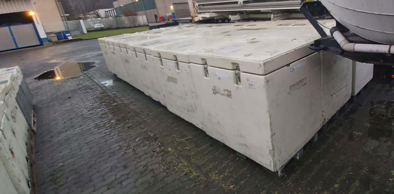 Dry ice containers used for dry ice (Trockeneis) boxes - Swap body - box: picture 2 Dry ice containers used for dry ice (Trockeneis) boxes - Swap body - box: picture 2