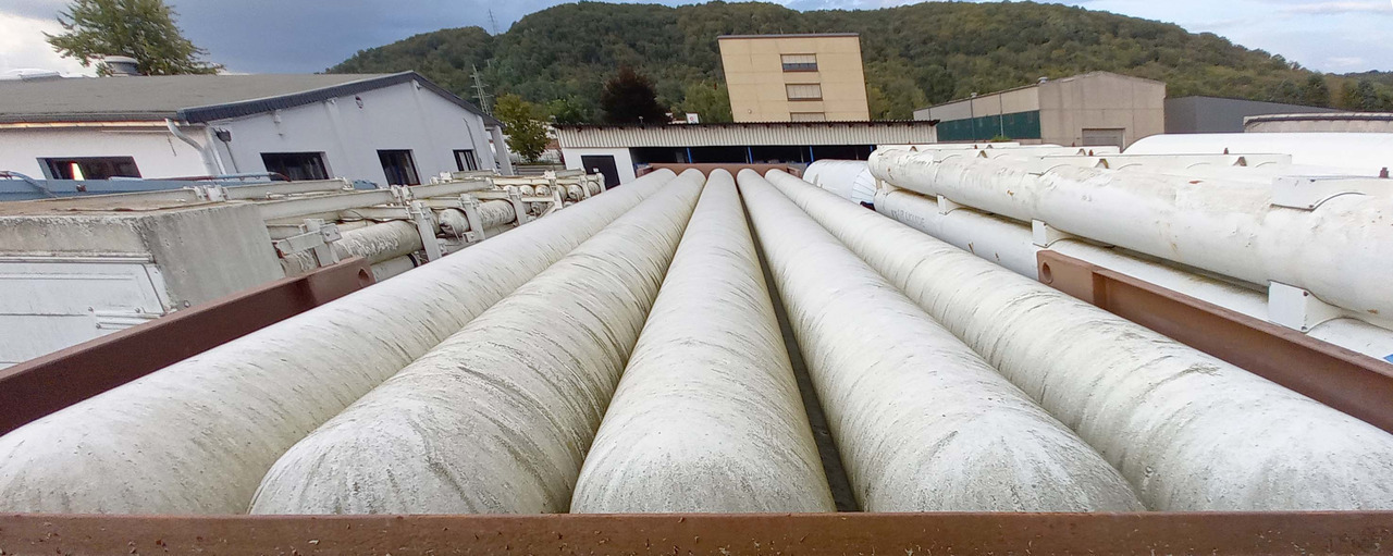 FRUEHAUF Gas tank tube semi-trailer used for compressed helium, hydrogen, Wasserstoff - Tanker semi-trailer: picture 5 FRUEHAUF Gas tank tube semi-trailer used for compressed helium, hydrogen, Wasserstoff - Tanker semi-trailer: picture 5