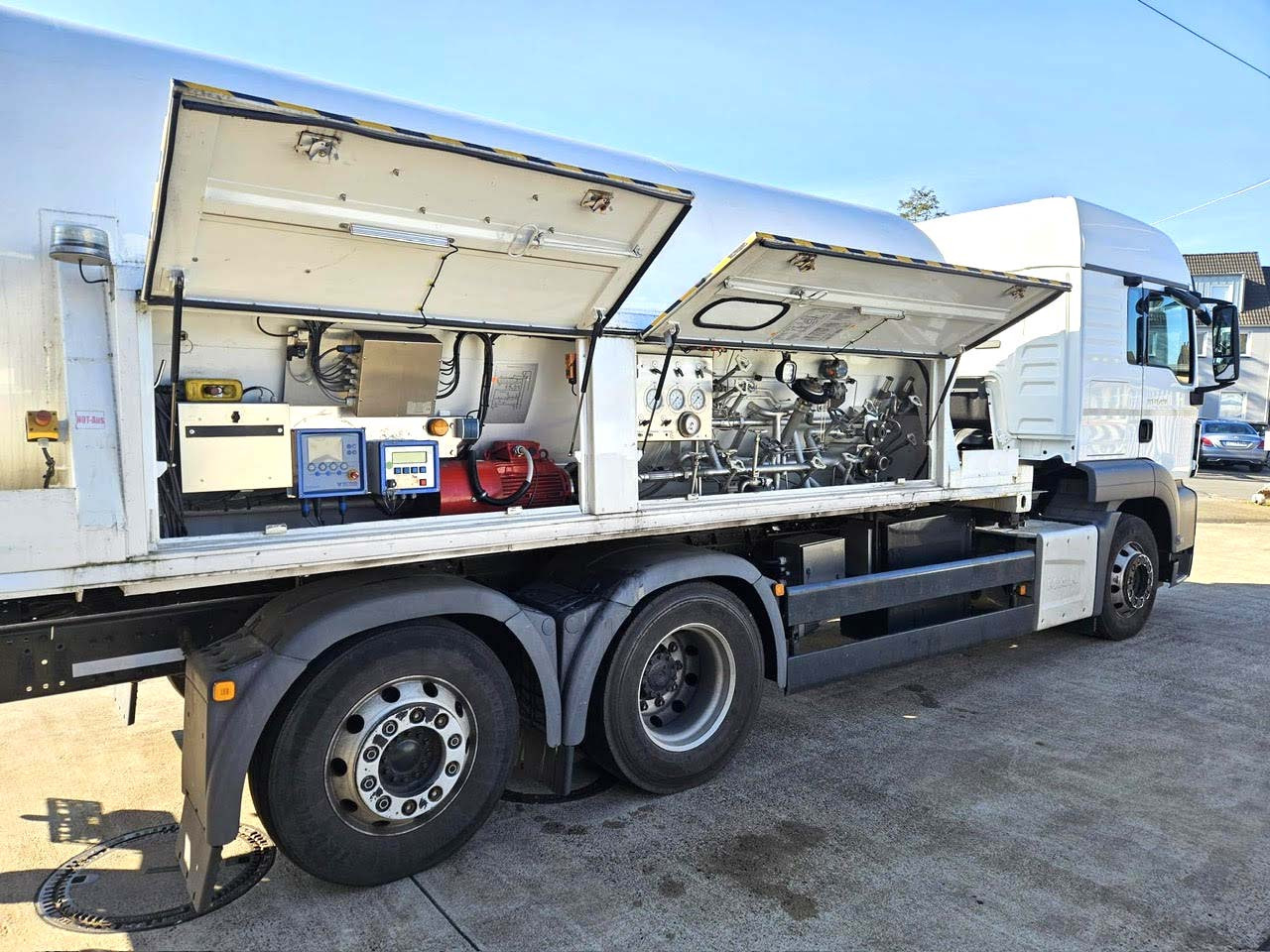 MAN Tank gas truck cryogenic used for oxygen, nitrogen, argon, LIN, LOX, LAR - Tanker truck: picture 5 MAN Tank gas truck cryogenic used for oxygen, nitrogen, argon, LIN, LOX, LAR - Tanker truck: picture 5
