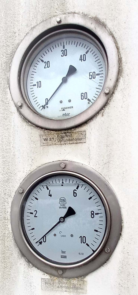 Messer Griesheim Gas tank semi-trailer used for LNG/CNG mobile filling station Methan Gas Cryogenic - Tanker semi-trailer: picture 5 Messer Griesheim Gas tank semi-trailer used for LNG/CNG mobile filling station Methan Gas Cryogenic - Tanker semi-trailer: picture 5